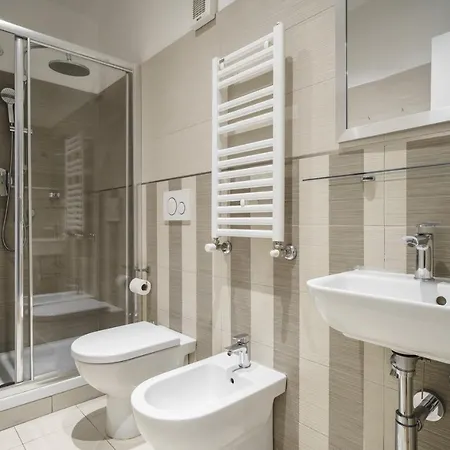 Dreamynest Quattro Cantoni - 2 Bdr Vicino Il Colosseo Apartman Róma