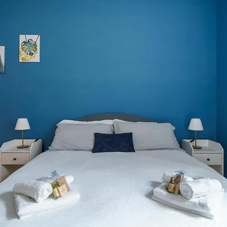 Dreamynest Quattro Cantoni - 2 Bdr Vicino Il Colosseo Rom