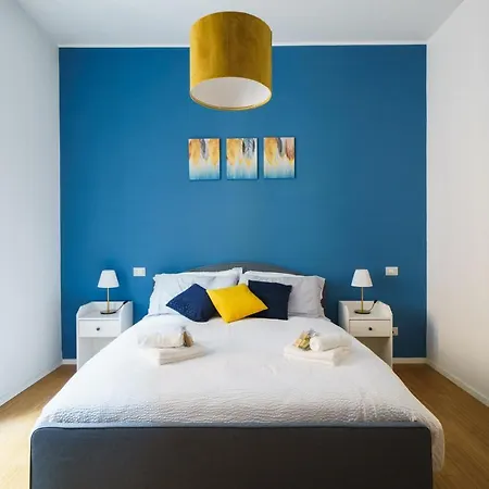 Dreamynest Quattro Cantoni - 2 Bdr Vicino Il Colosseo Rom